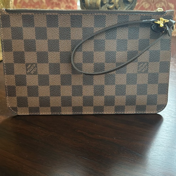 Louis Vuitton Damier Ebene Neverfull PM Pochette - Picture 1 of 12